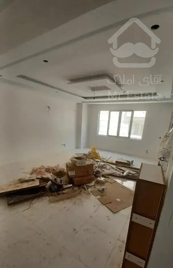 ۱۳۵ متر ۳ خواب یکساله سالن پرده خور آرامیس