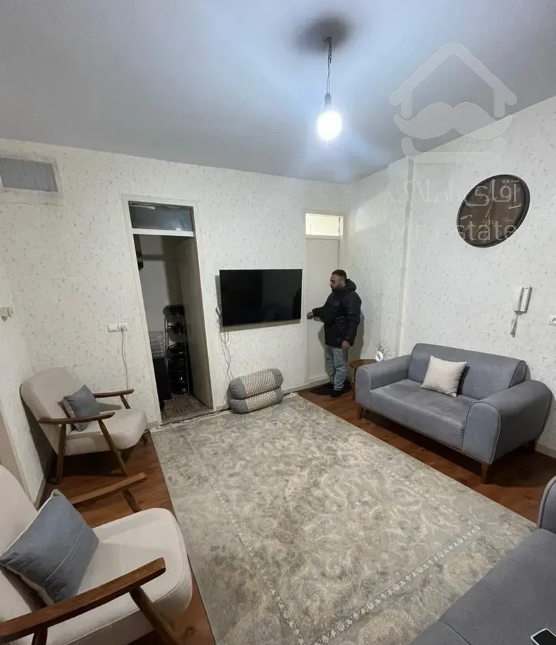 ۴۹مترطبقه اول. فول بازسازی شده.امام خمینی.اسکندری