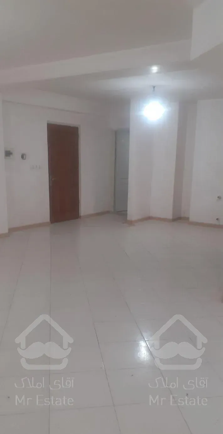 آپارتمان کلید نخورده ۱۳۰متری ۲خواب