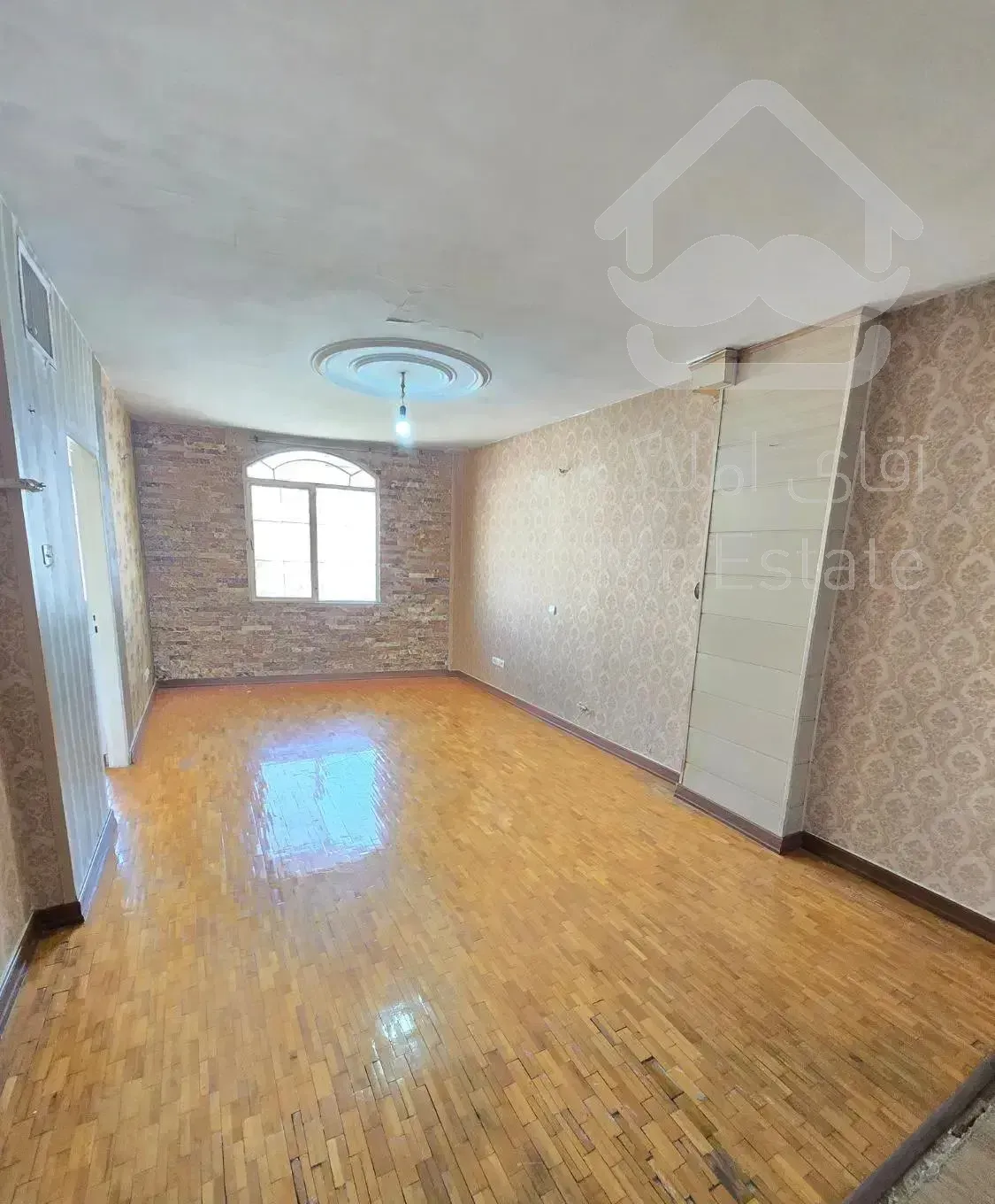 ۴۴متر خواجه نظام هم نورگیر هم خوش قیمت