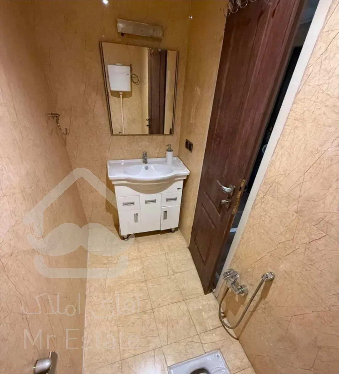 آپارتمان ۹۵ متری ۲ خواب / نقشه مربعی