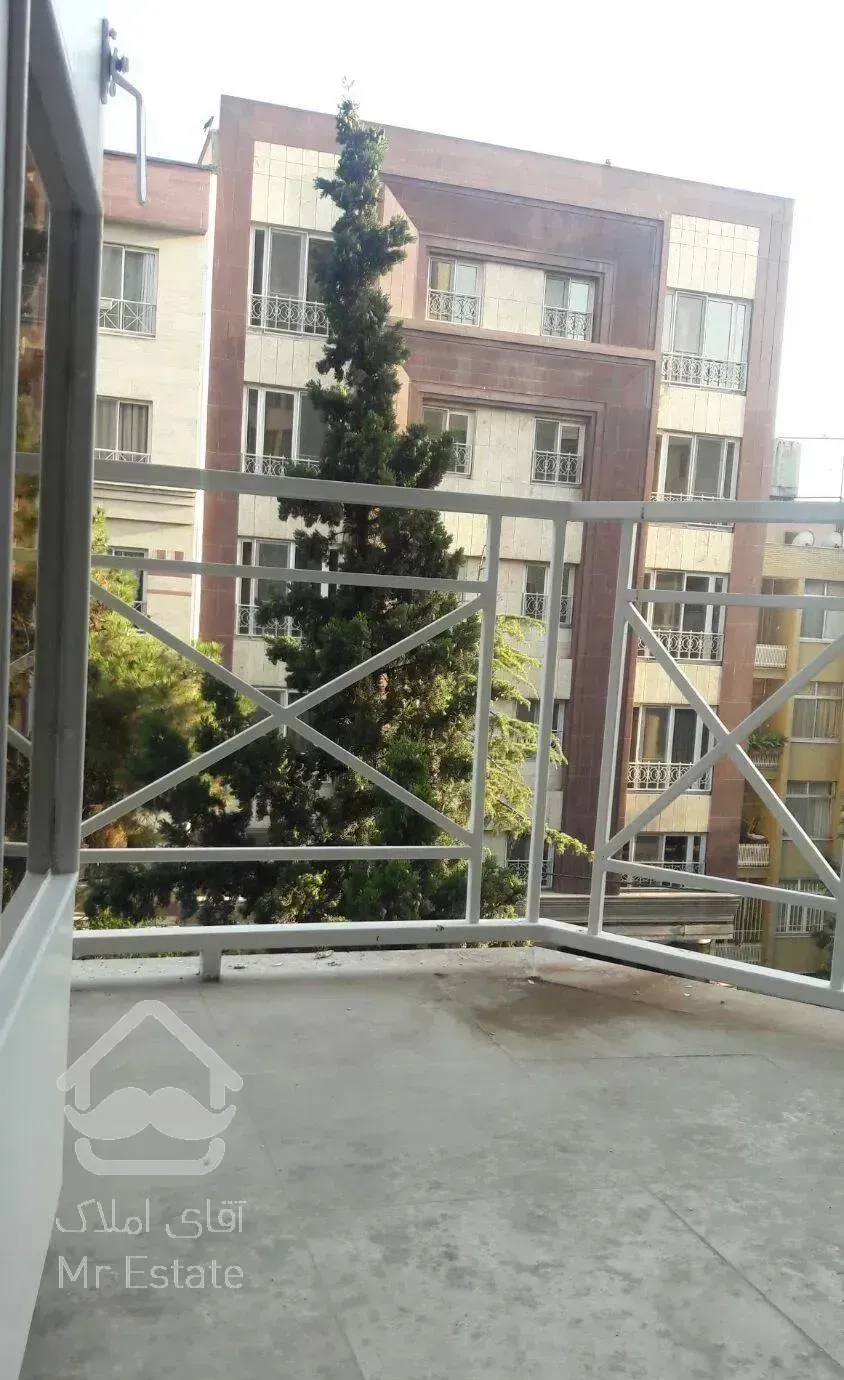 آپارتمان ۱۲۵ متری ۲ خوابه(حصاری) فول بازسازی