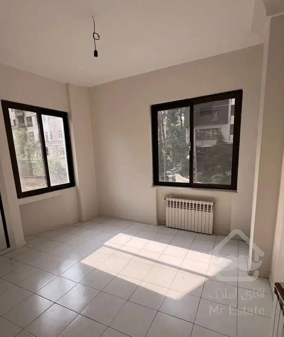 آپارتمان ۱۳۵ متری ۳ خواب /دربند/زیر قیمت/فروش فوری