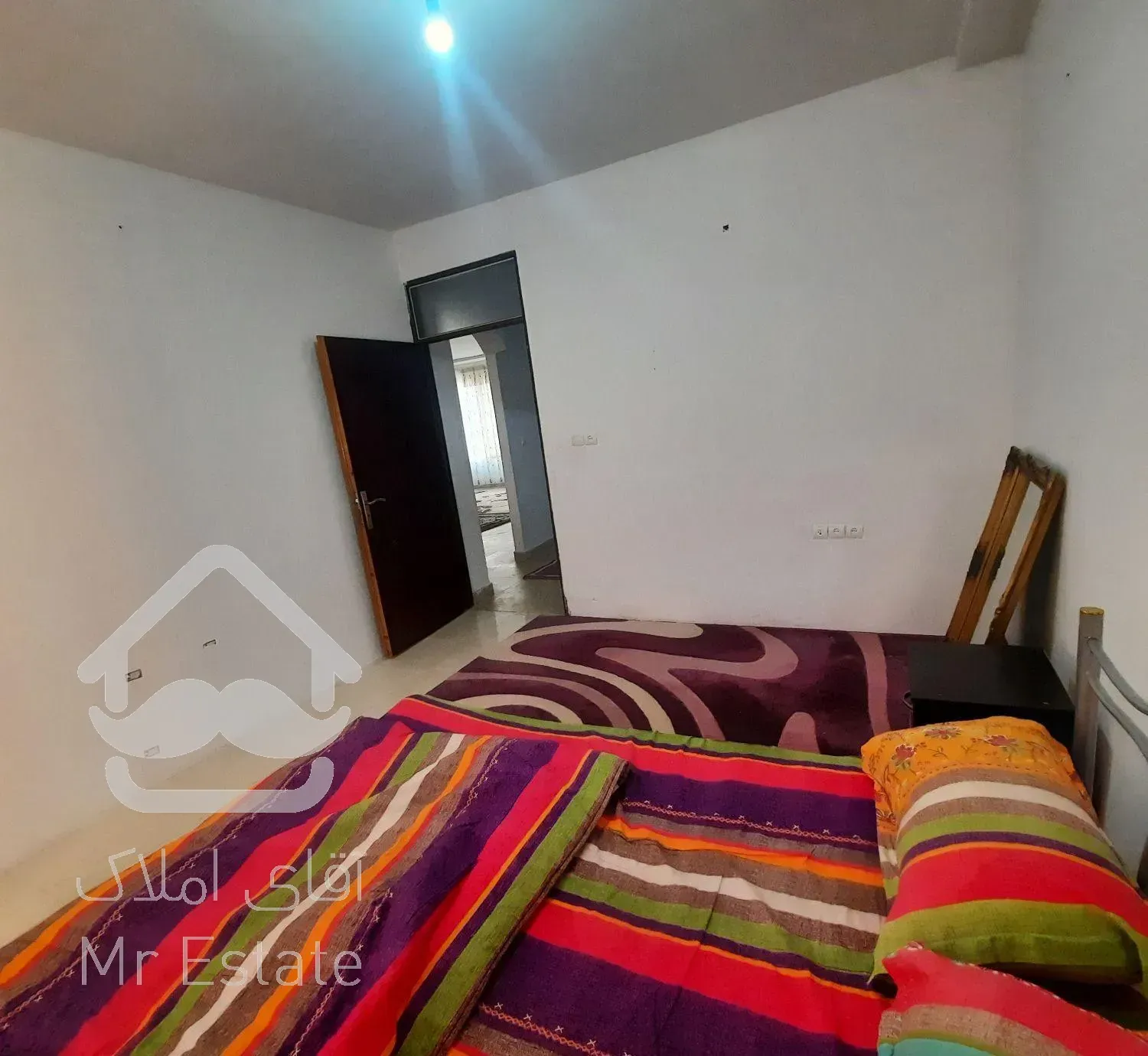 واحد دربست نزدیک دریا و بازارچه