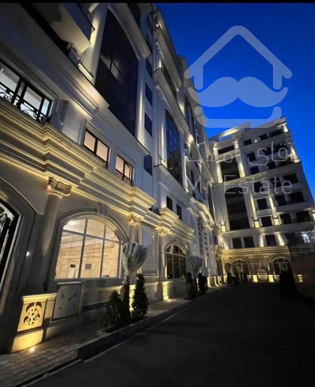 بام اباذر/ ۲۰۰ متر فول مشاعات /برج باغ لوکس و مجلل