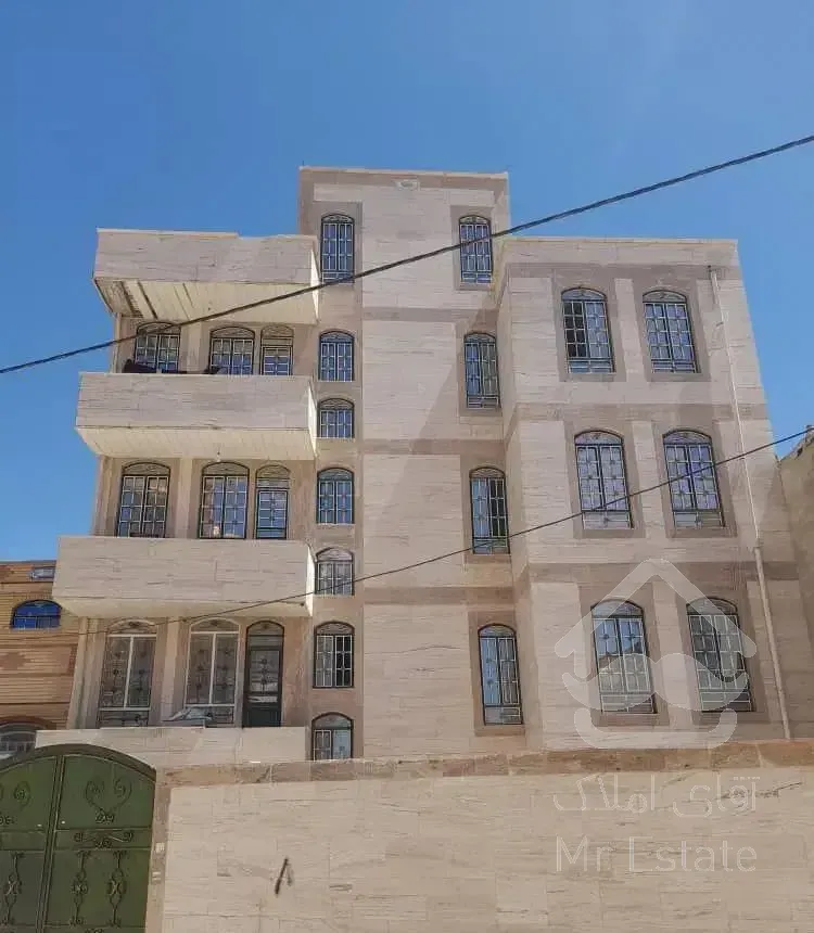 یک واحد آپارتمان 135متری خیابان 16متری شهرک جهاد