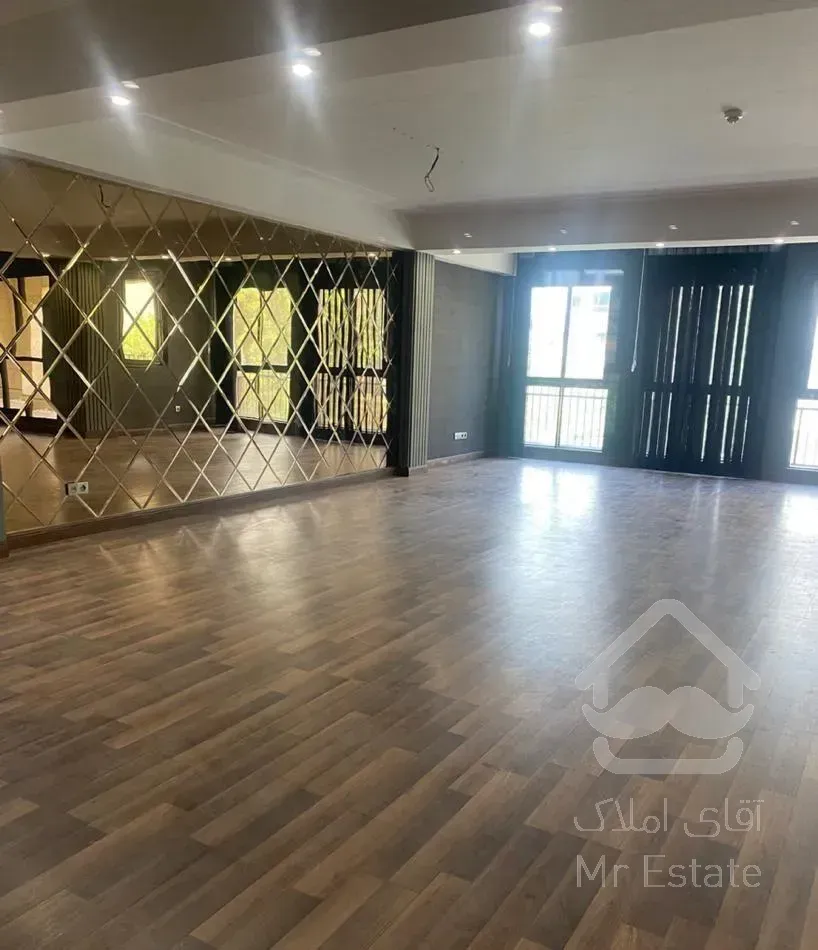 برج باغ ۴۰۰ متری ۴ خوابه فرمانیه سنبل فول مشاعات