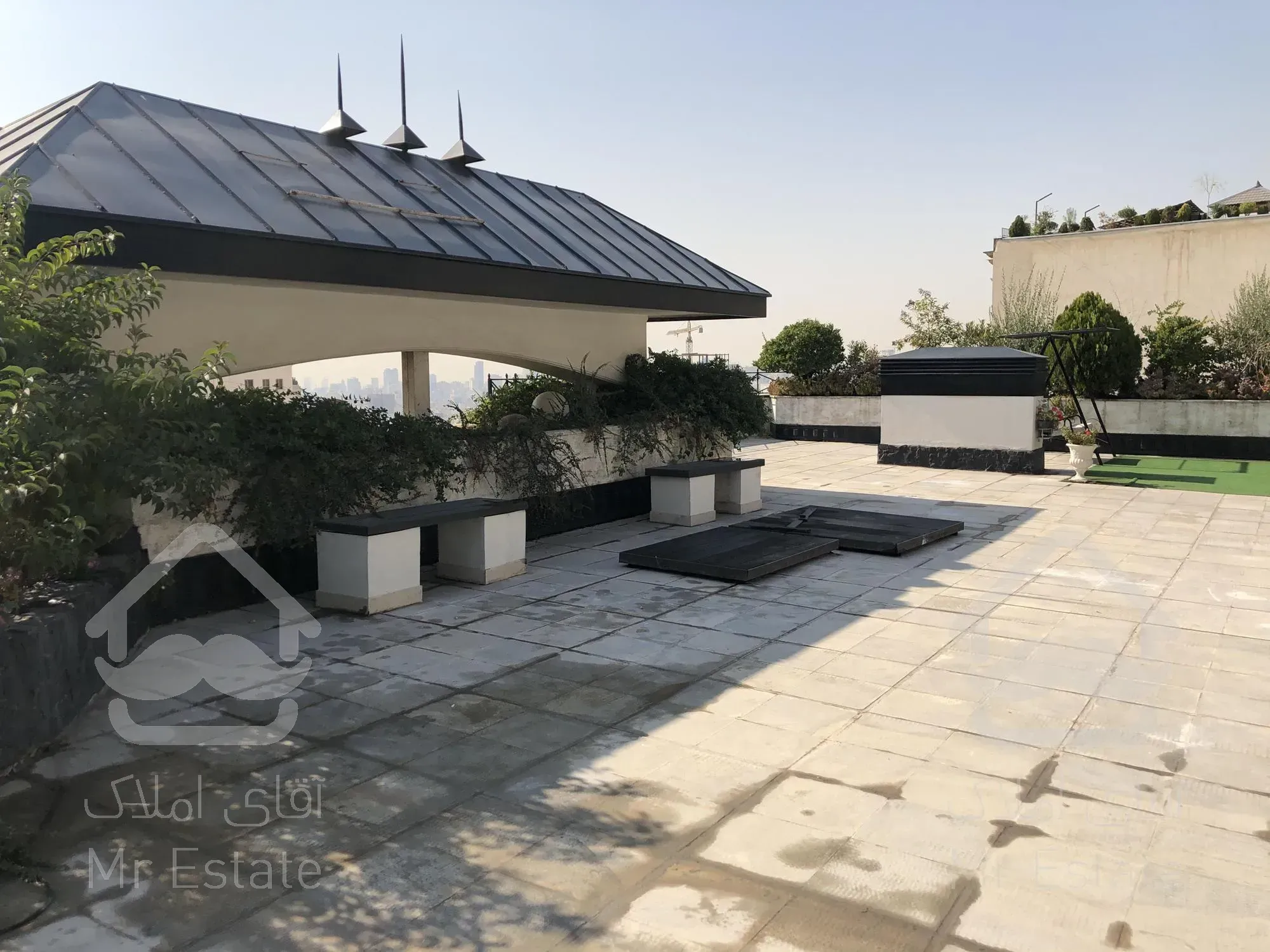 رهن و اجاره آپارتمان ۳۸۵ متری ۵ خوابه فرمانیه