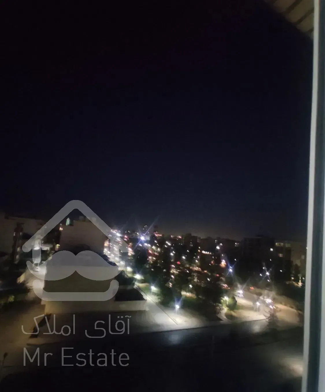 ۱۴۰متری/ ۳خواب/ چهارراه هسا جنوبی/ فول امکانات