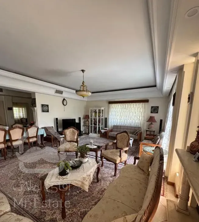 اپارتمان ۱۳۰ متری سه بر مونوپل املاک لواسانات