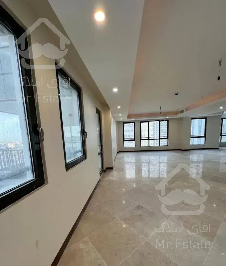 ۱۷۵ متر سه خواب نوساز ویو دریاچه برج فرزانگان