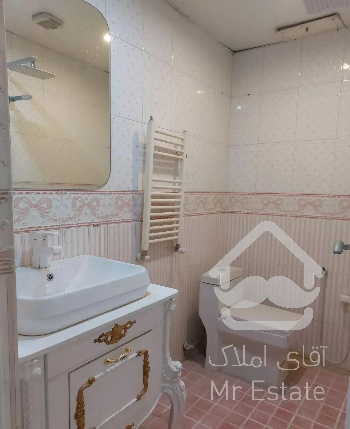 آپارتمان ۱۵۰ متر سه خواب فول بازسازی