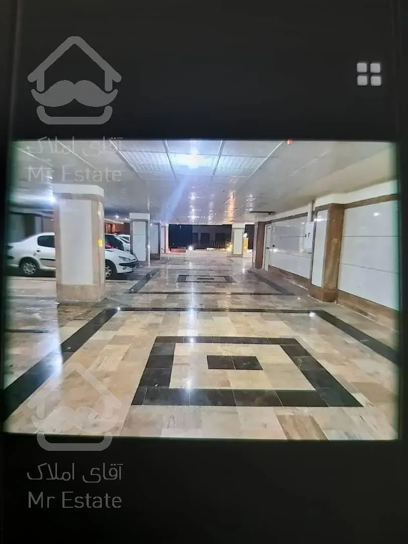 ۱۱۸متری سه خوابه آزادی