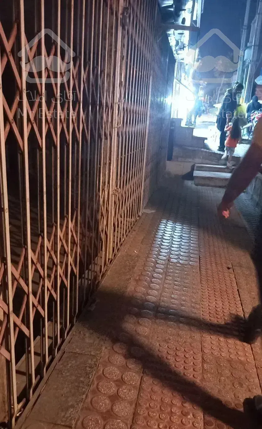 مغازه ۹۰ متری بَرِ اشرفی اصفهانی