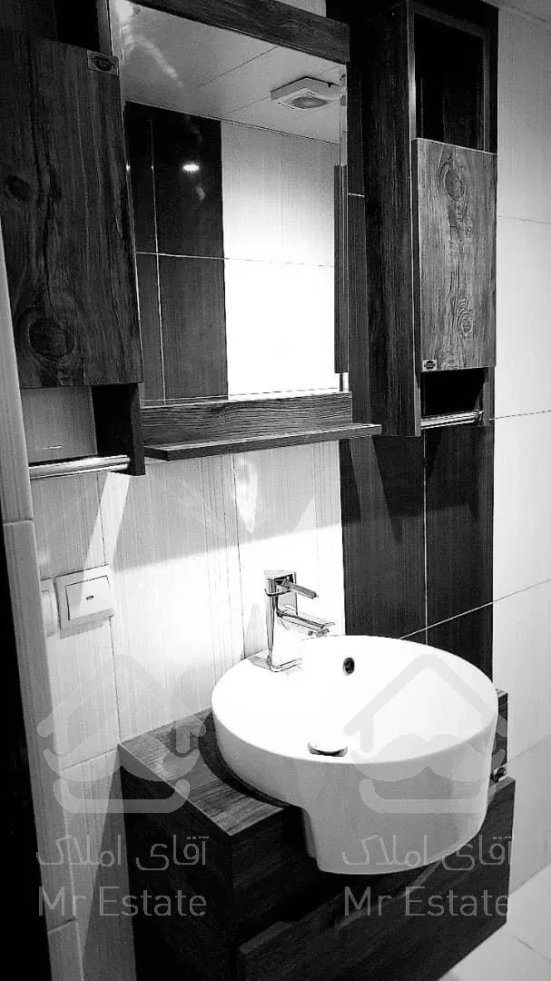 کد ۳۲۳ / ۹۵ متر میلادها