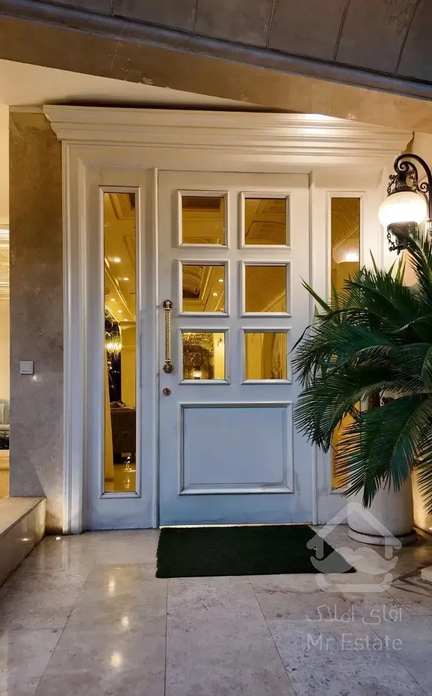 نیاوران / ۱۲۰ متر / ۲ پارکینگ