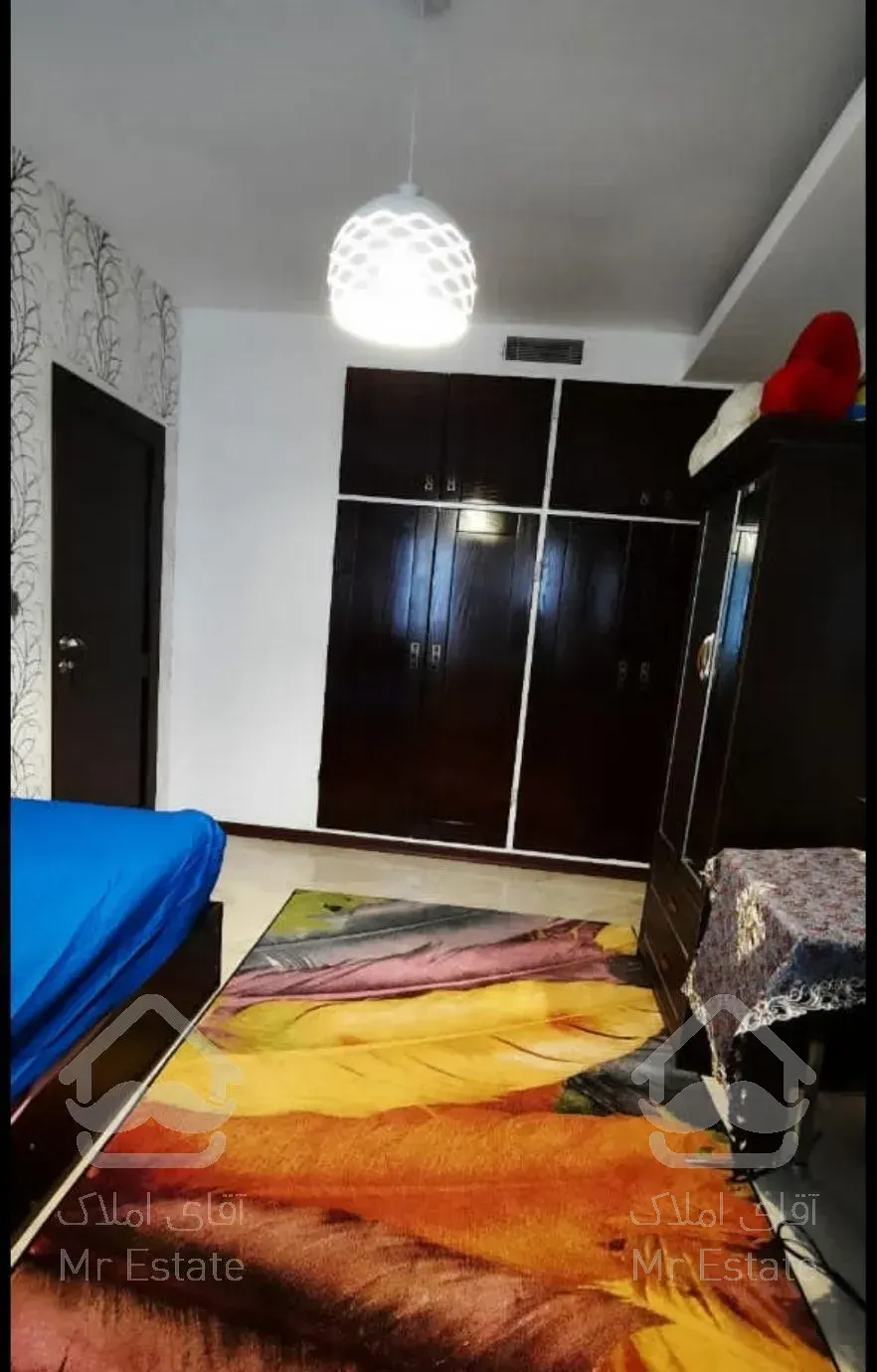 آپارتمان ۱۰۳ متری .فول . سوهانک . شهرک لاله