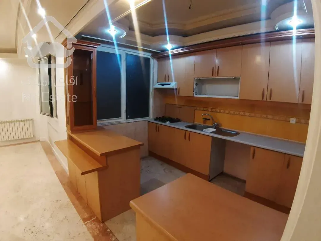 فروش آپارتمان موقعیت اداری صادقیه بلوار فردوس