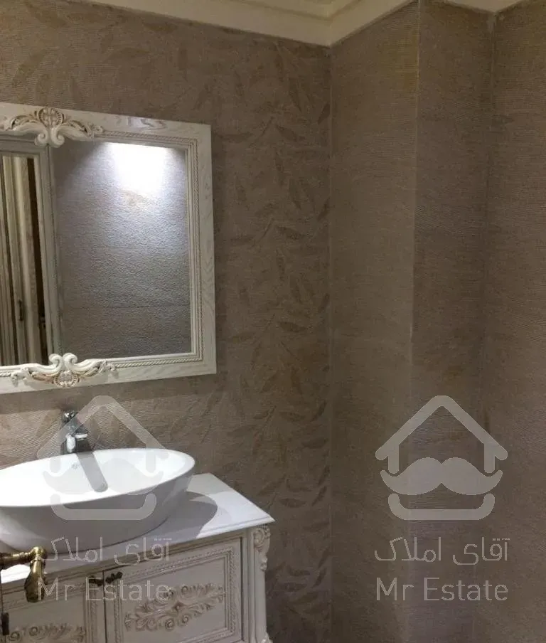 ۲۸۰ متر اجودانیه/پاگرد مجزا