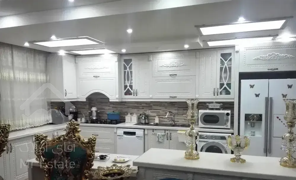 122متر 2 خواب فول شخصی ساز*محدوده میدان توحید*