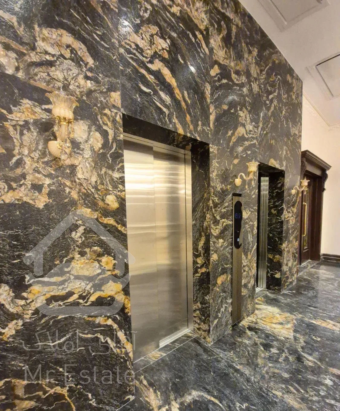 ۲۱۷ متر عمارت سرو قصری با مشاعات آبی