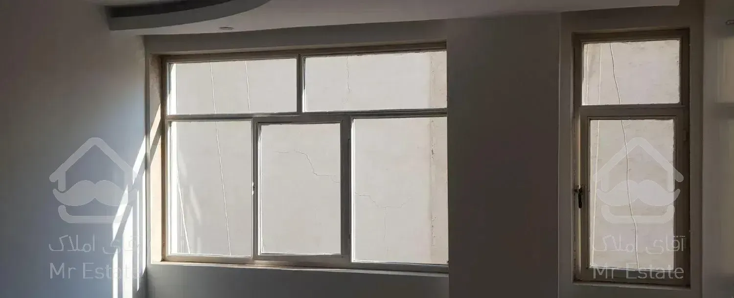 ۸۰ متر دو خواب / فول امکانات/ یکی از میادین