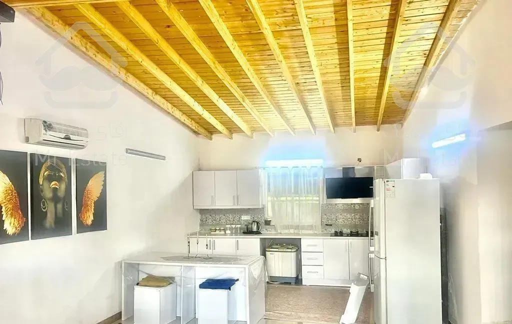 ویلا نوساز شیک /۲۲۱متر زمین/ساخت۱۰۱متری/