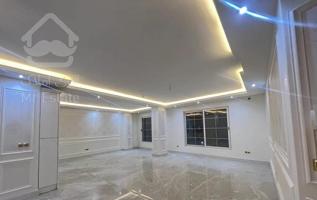 پونک ۲۱۲متر سه خواب فول کلید نخورده