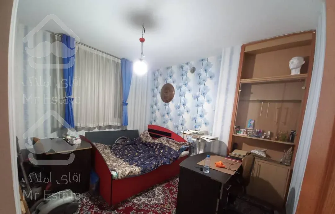 اپارتمان ۱۳۰ متری ملک شهر