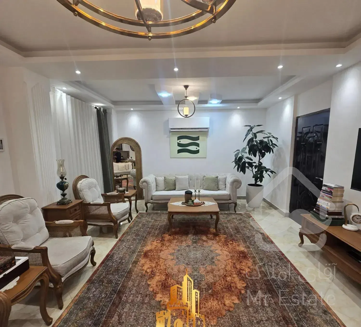 املاک قصرشهر // آپارتمان ۹۳ متری // ط اول تک واحدی