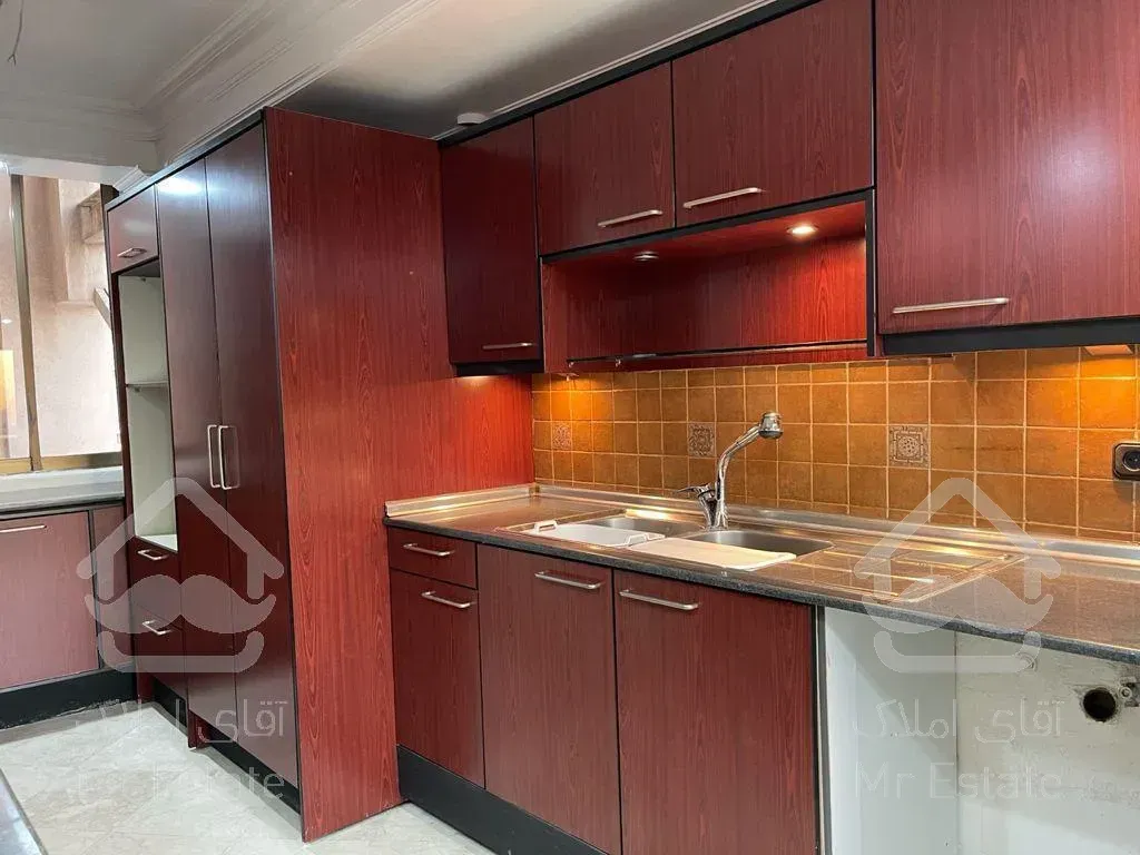 اجاره و رهن آپارتمان الهیه 200  متر اکازيون