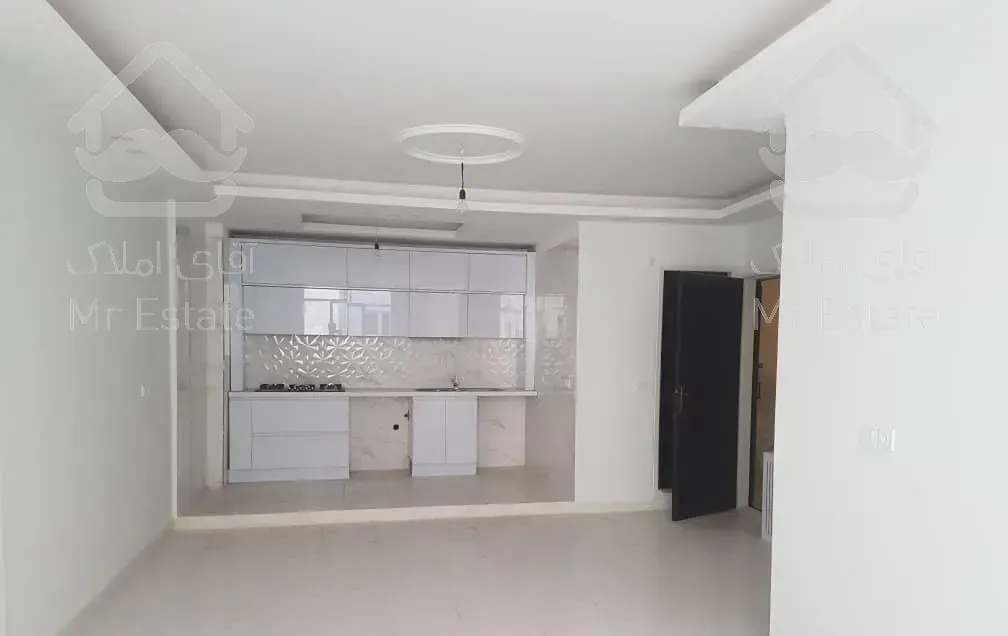 ۱۳۰ متر ۲ خواب فول امکانات