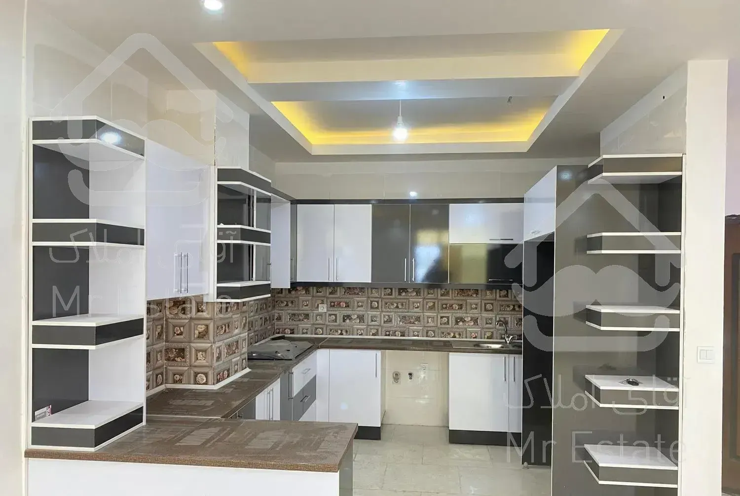 اپارتمان ۹۵ متری  خیام