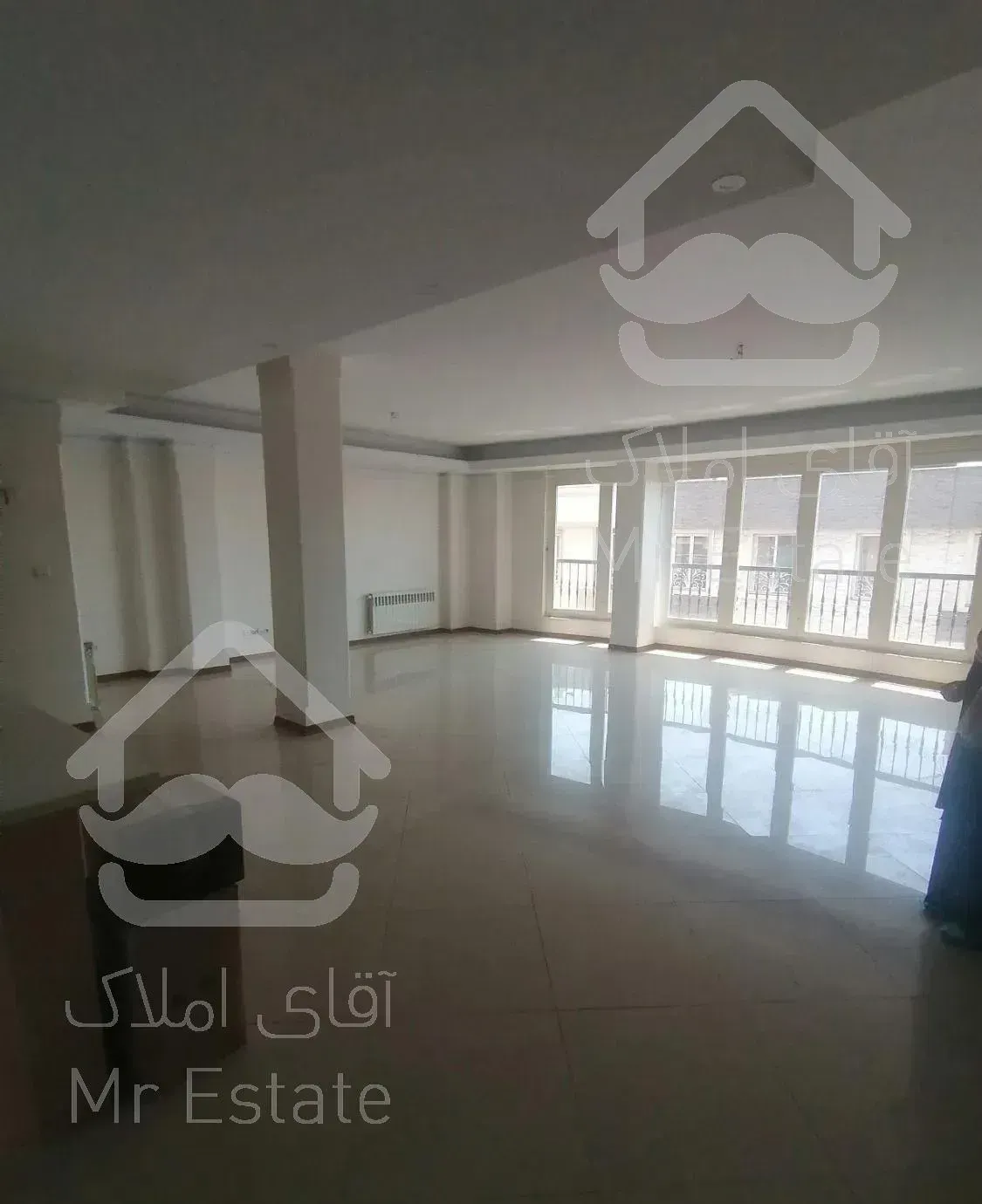 ظفر 148 متر 2 خوابه دسترسی شریعتی و مترو