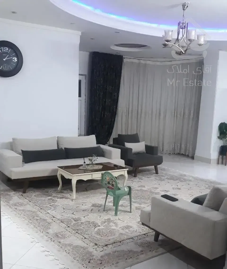 آپارتمان ۱۱۰متر۳خوابه خیابان زینبیه