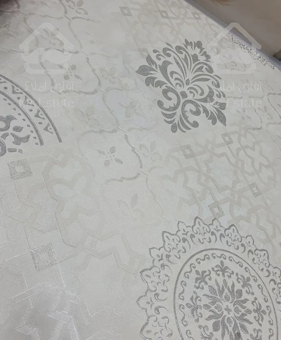 پارکت1مترمربع از130تومن کاغذدیواری5مترمربع140تومن