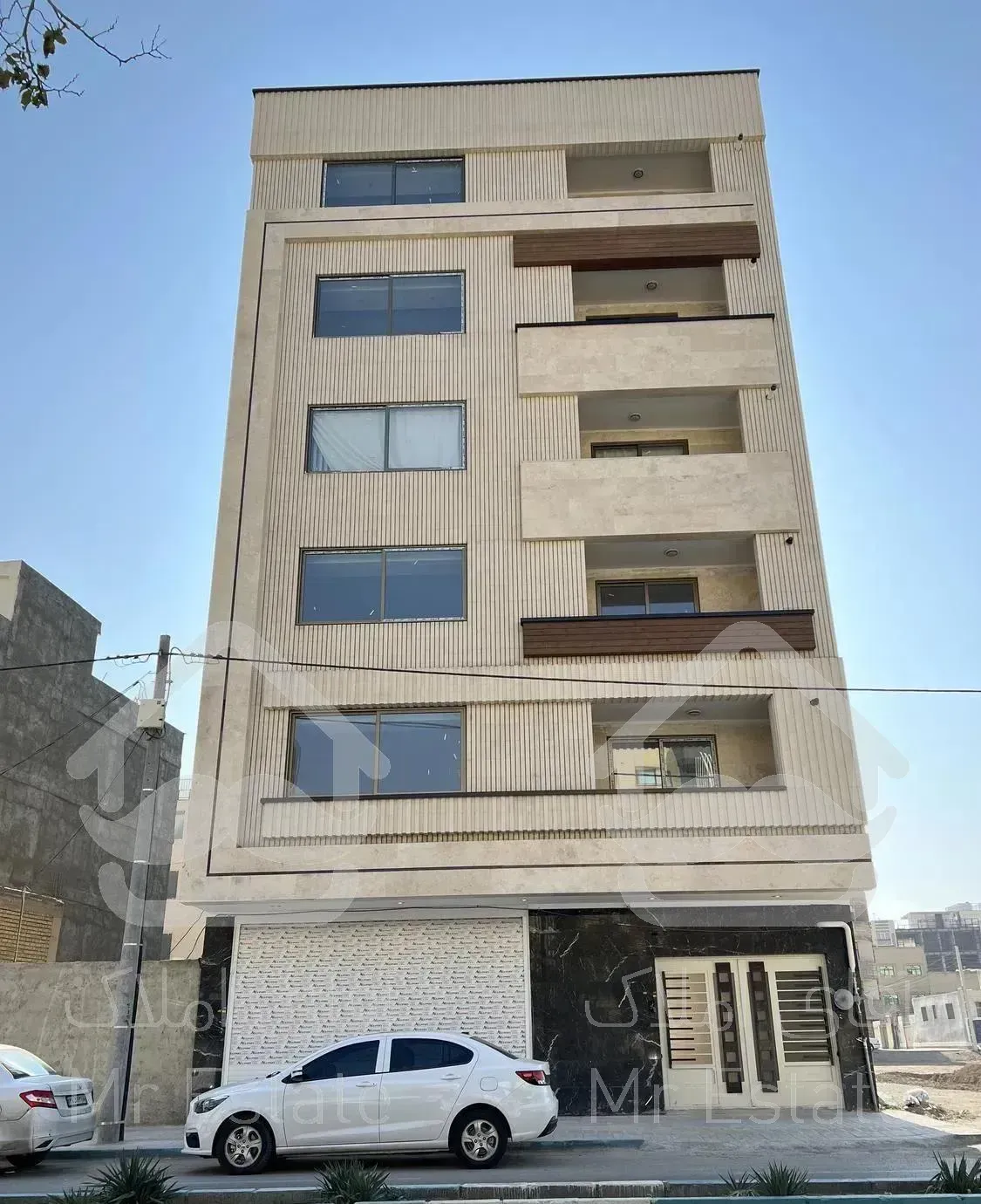 فروش اپارتمان ۱۱۰متری بر خیابان گلخانه