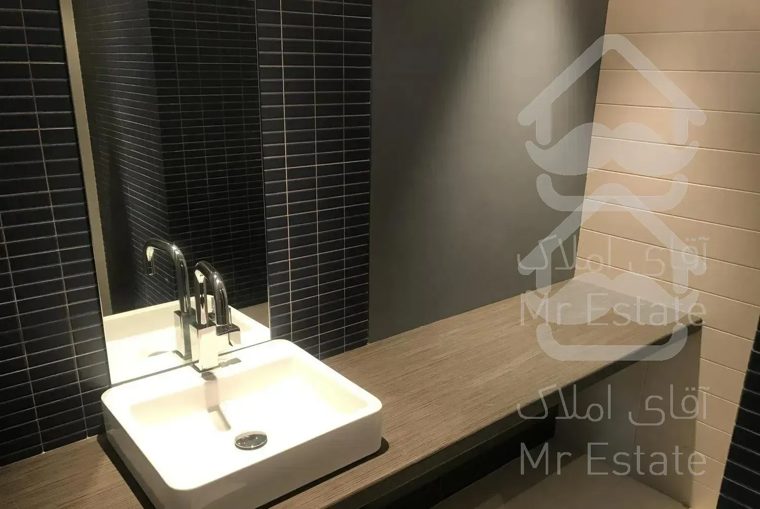 آپارتمان به سبک ویلایی 172 متر تریبلکس