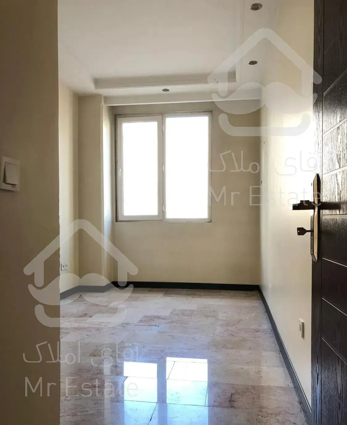 ۱۰۰ متر // ۲ خواب // شاهین شمالی