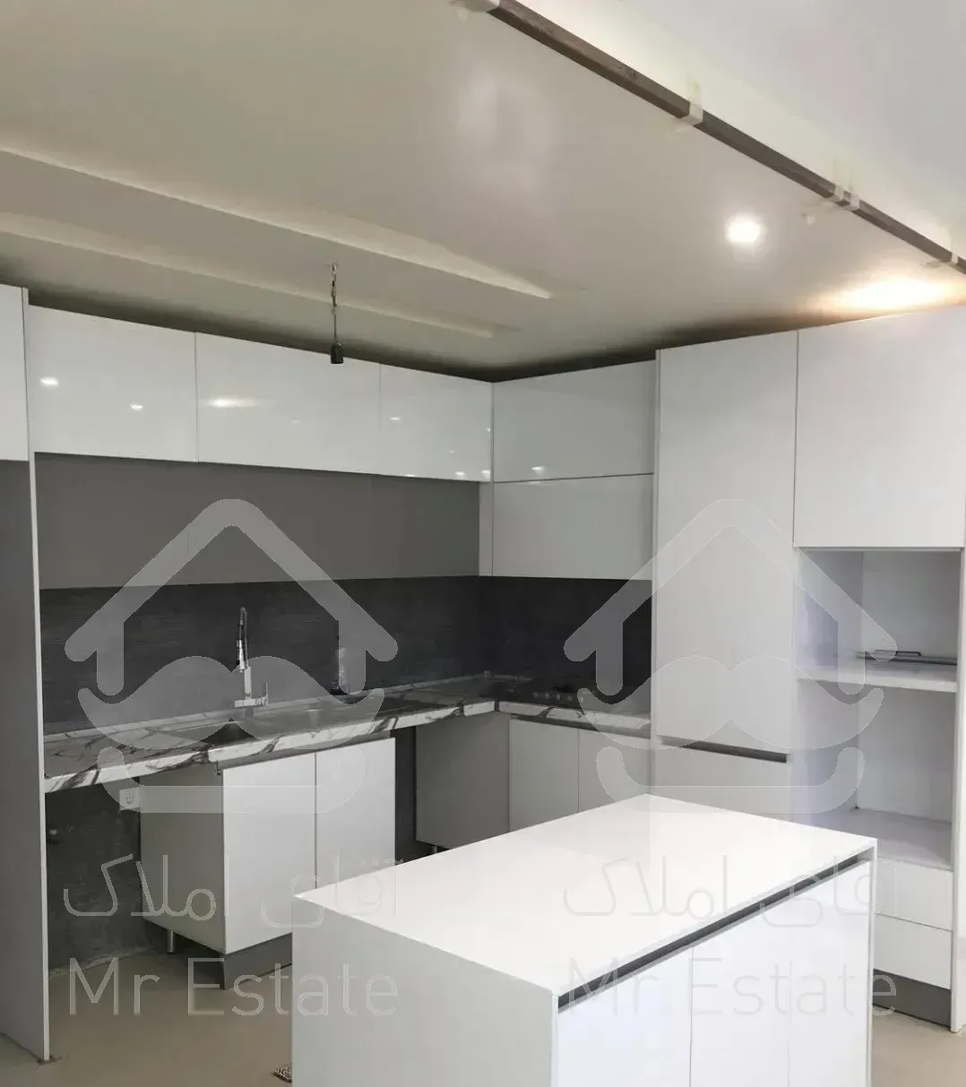 ۱۱۶ متر آپارتمان/دری به سوی آینده