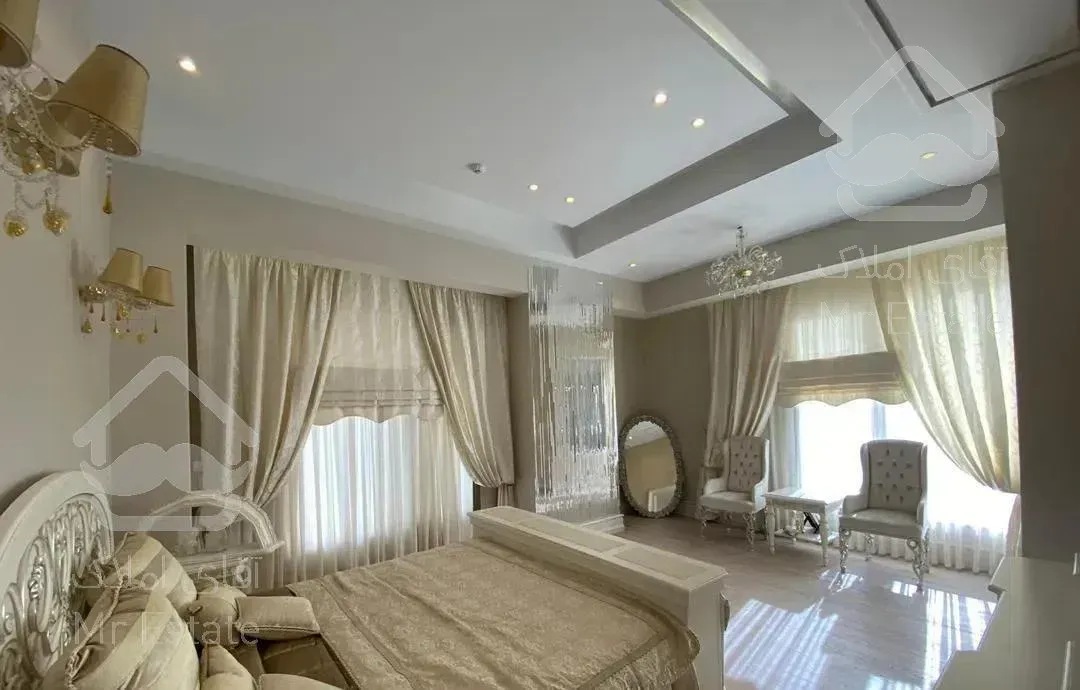 باغ فردوس ۲۲۰ متر آپارتمان سوپر کلاسیک