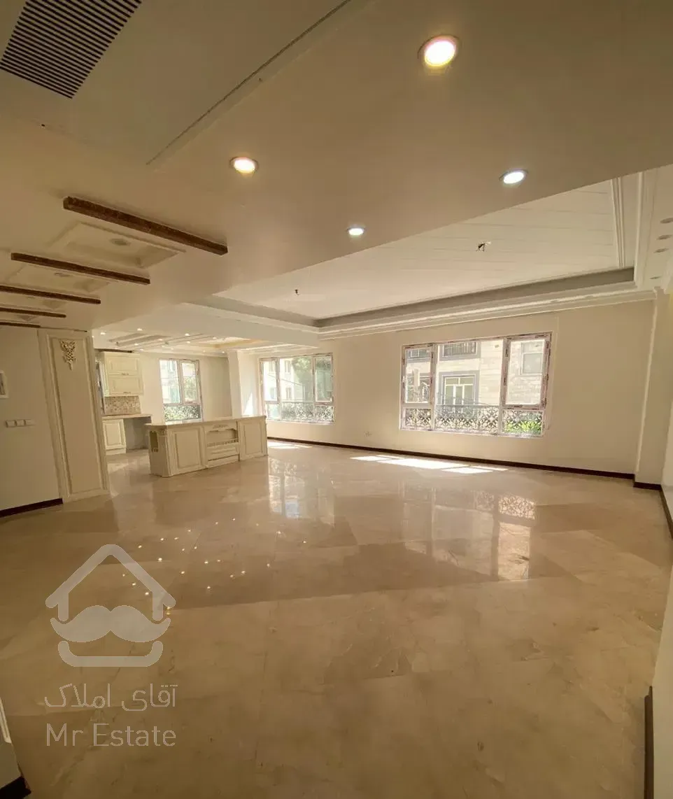 ۱۳۰متر/نارمک/تاپ لوکیشن