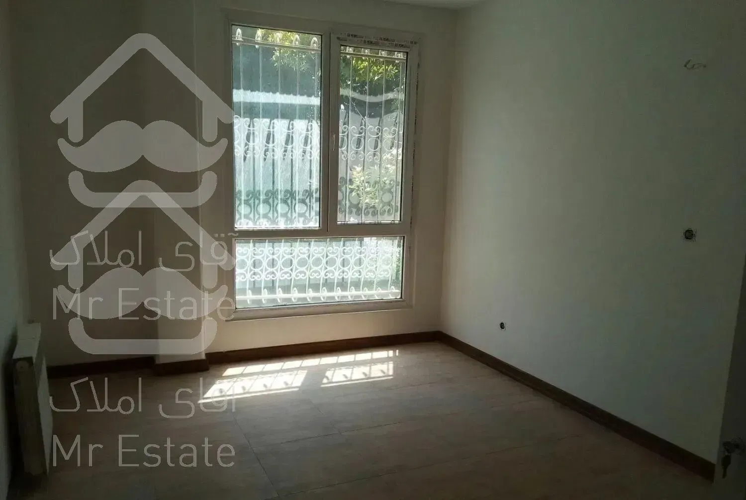 135 متر دیباجی شمالی 3 خواب کم واحد