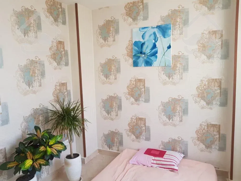 ۷۷متر،اباذر،کم سن،پرنور