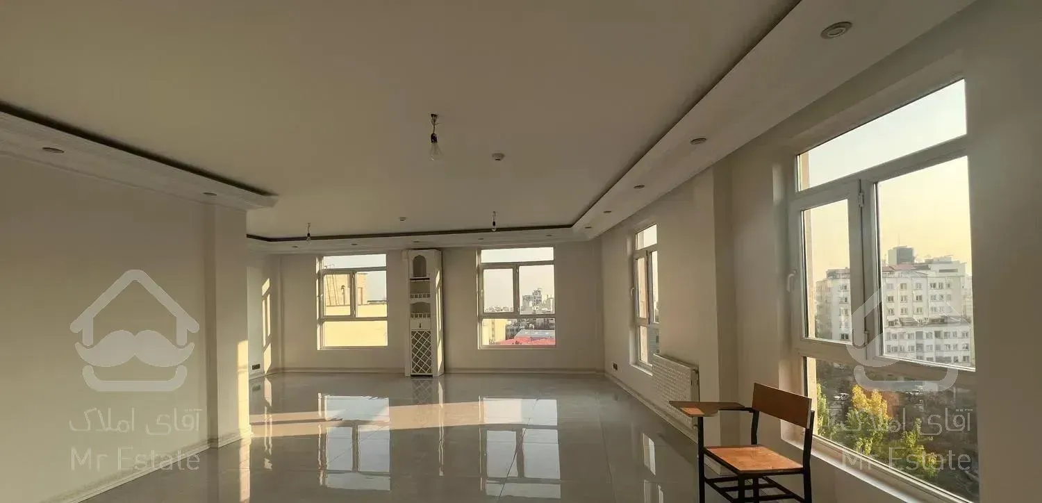 اندرزگو ۱۳۵متر/تک واحدی/غرق در نور