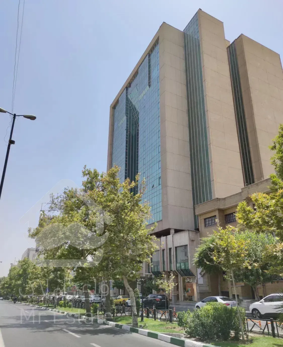 ۵۱متر تجاری ‌۲۵متر بالکنی فروش‌ تهاتر ملک و سرقفلی