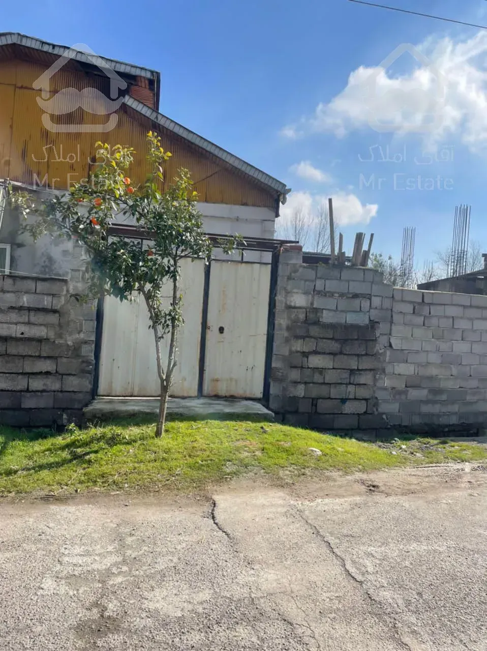 کلنگی ۲۰۰متری فروش فوری قابل بازسازی