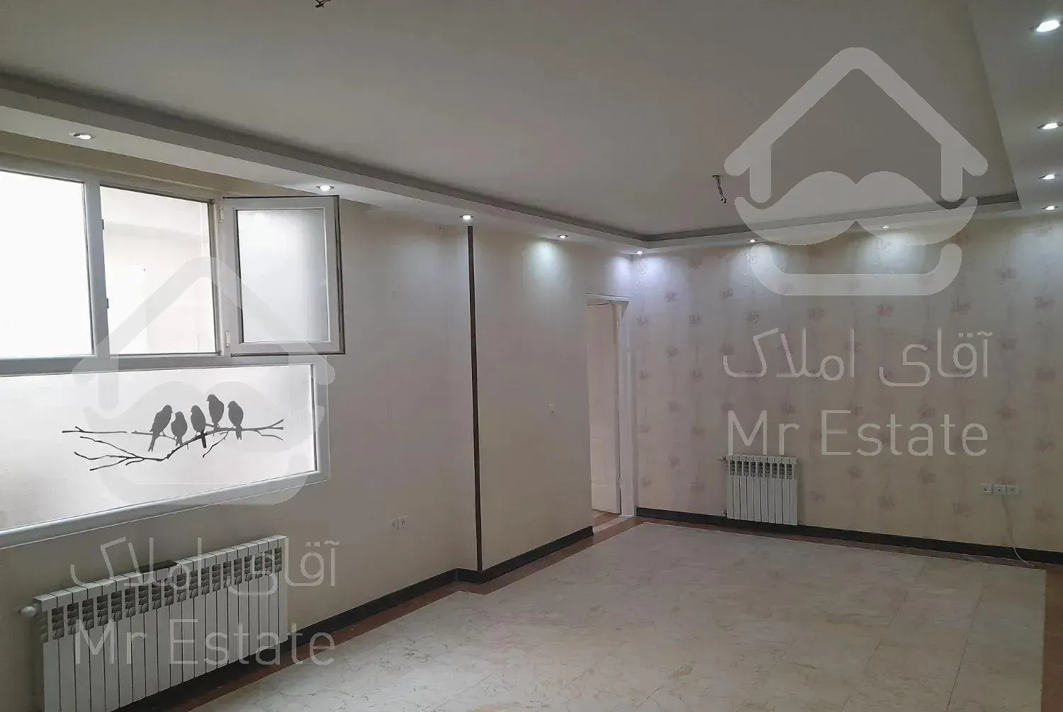 آپارتمان ۷۴ متر / ۱۵ متر حیاط مسقف / فول امکانات