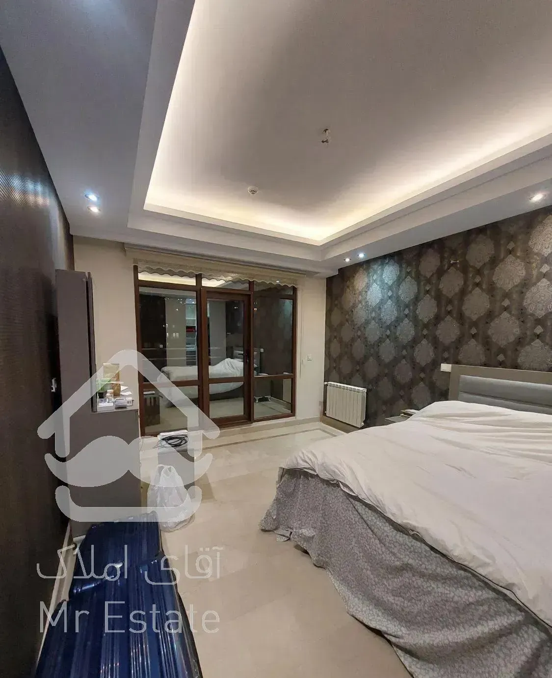 ۲۳۵متر/۳خ/ویو تهران/۲تراس شمال و جنوب/حمام‌ترکی