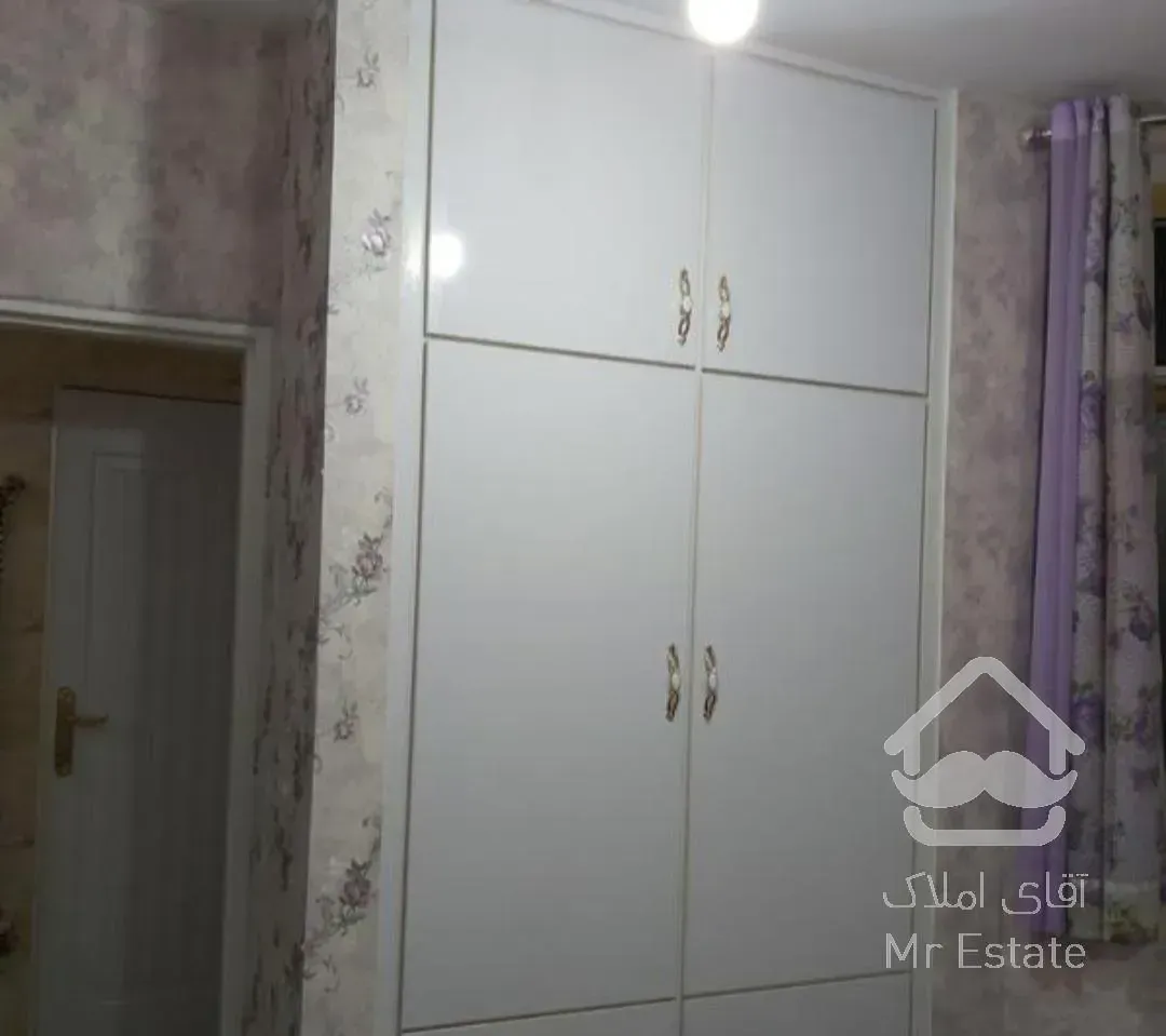 اپارتمان با کلیه وسایل و لوازم بفروش میرسد